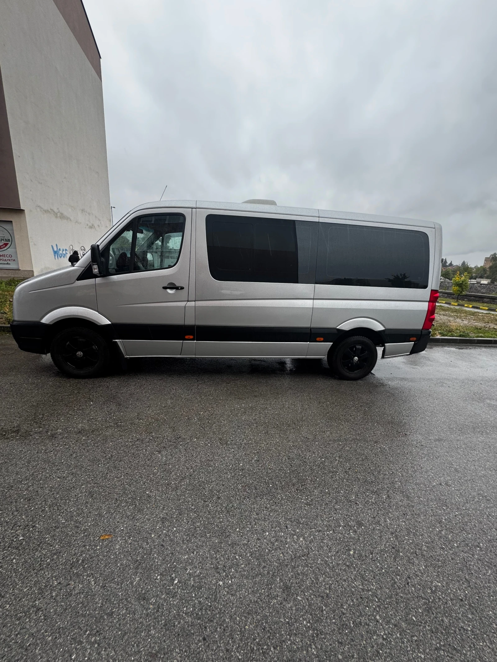VW Crafter, снимка 2 - Бусове и автобуси - 53872049