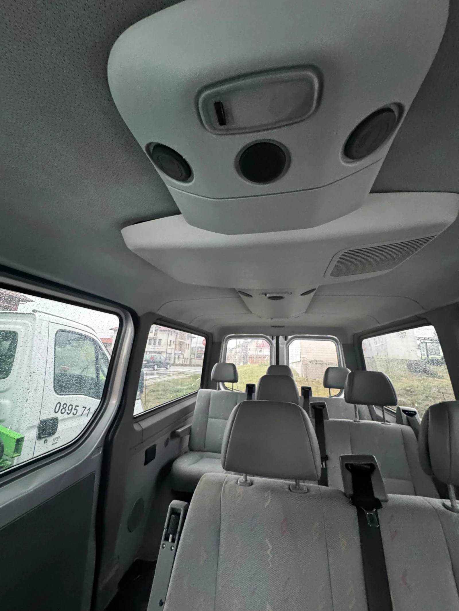 VW Crafter, снимка 9 - Бусове и автобуси - 53872049