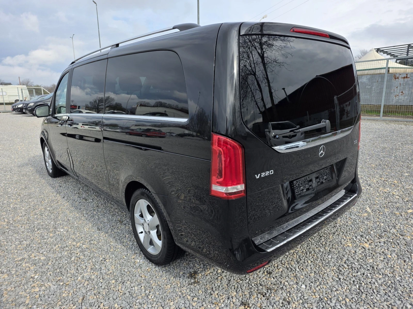 Mercedes-Benz V 220 2.2cdi 163k.c. EXTRA LONG, снимка 6 - Бусове и автобуси - 54033241