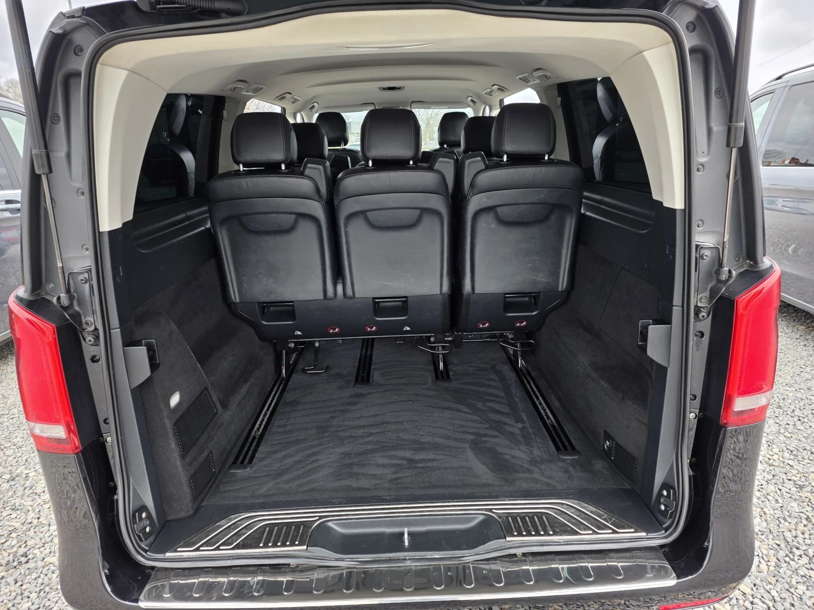 Mercedes-Benz V 220 2.2cdi 163k.c. EXTRA LONG, снимка 13 - Бусове и автобуси - 54033241