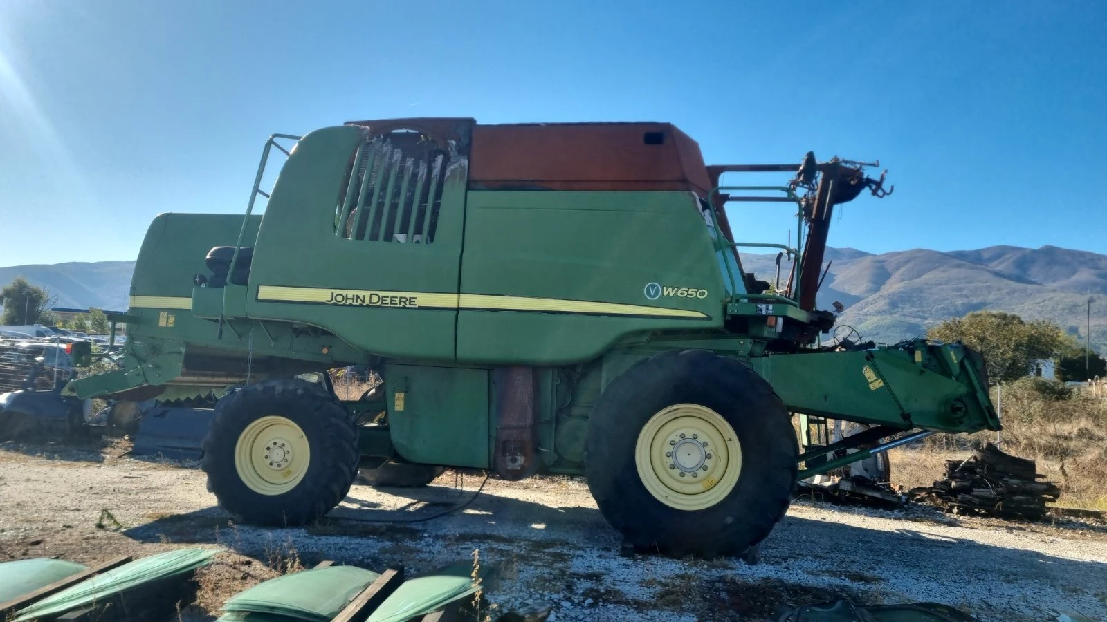 Комбайн John Deere W650, снимка 1
