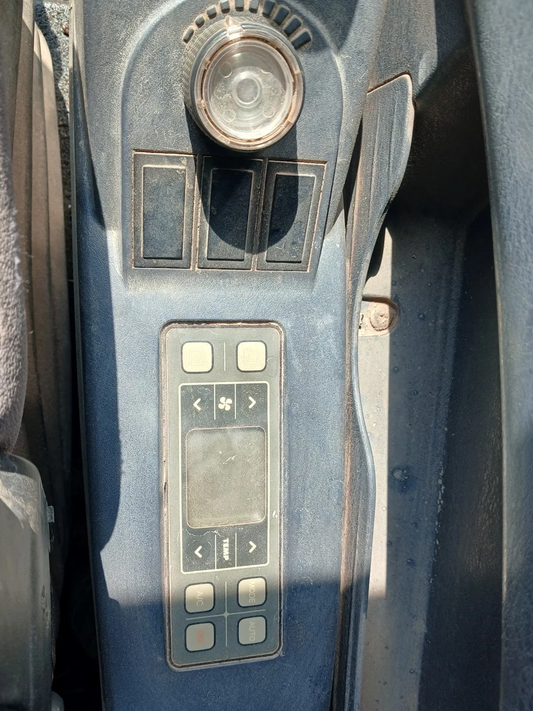 ����� Hyundai Robex 140LC-9 14000 ��., 2013 �. | Mobile.bg � ����������� 16