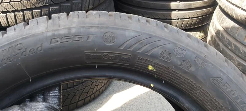 Гуми Зимни 225/50R17, снимка 9 - Гуми и джанти - 35501291