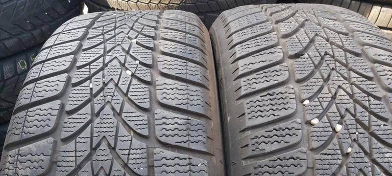 Гуми Зимни 225/50R17, снимка 4 - Гуми и джанти - 35501291