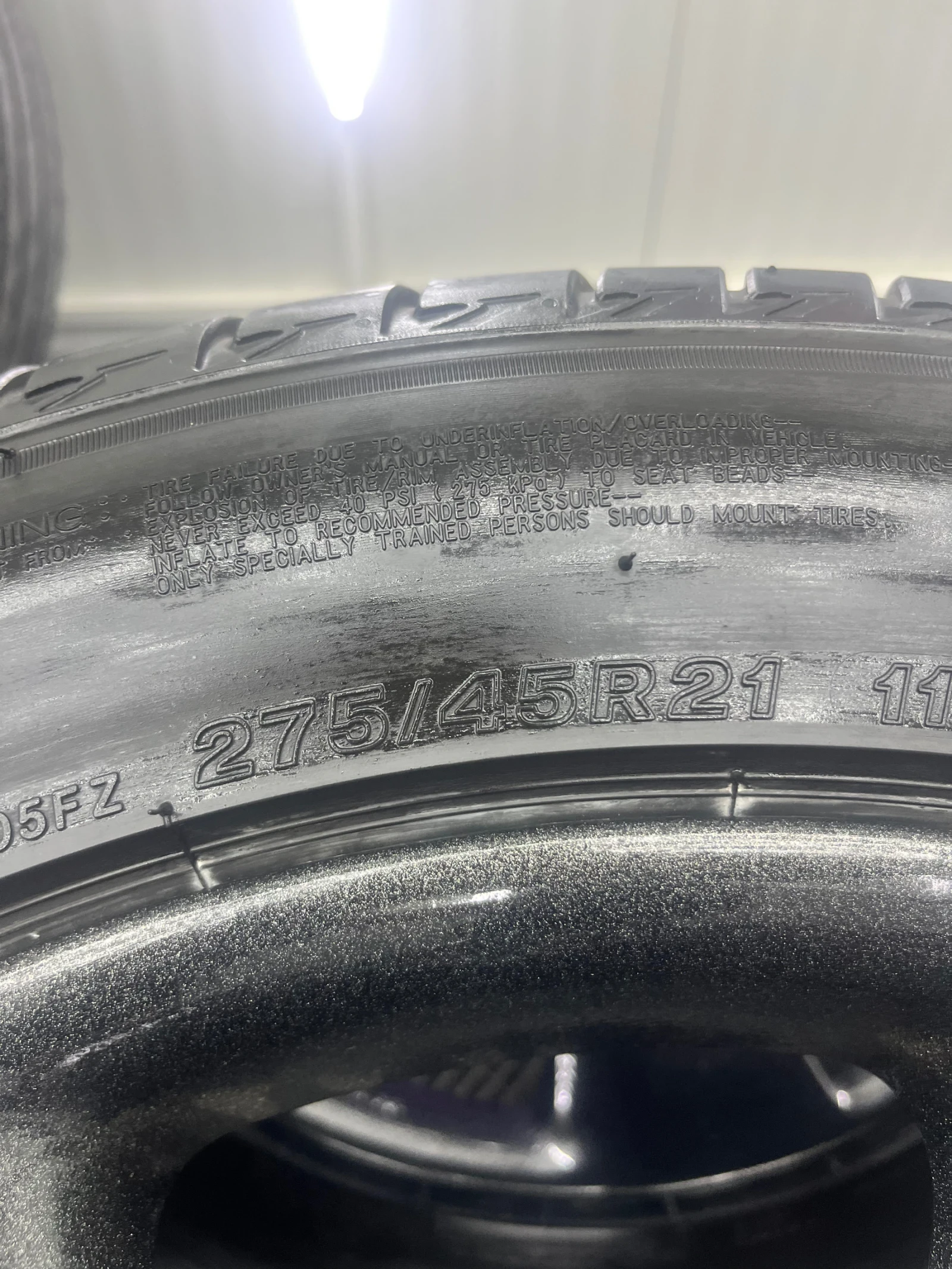 ���� � ������ 275/45R21 �� Infiniti QX70 | Mobile.bg � ����������� 8