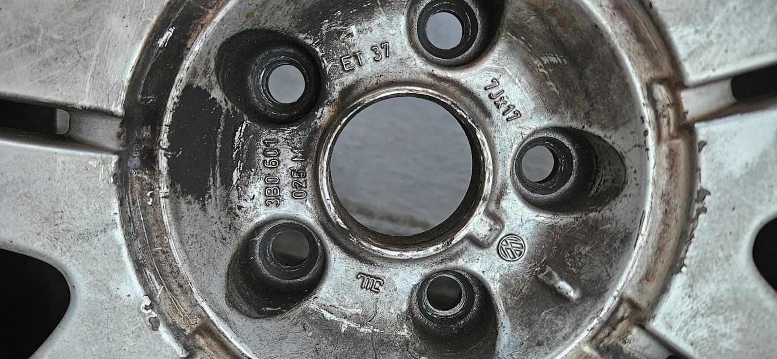 Гуми с джанти Vredestein 225/45R17, снимка 5 - Гуми и джанти - 54142519