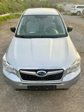 Subaru Forester 2.5i 4x4 perfektna, снимка 11