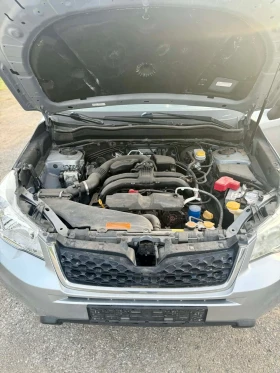 Subaru Forester 2.5i 4x4 perfektna, снимка 16