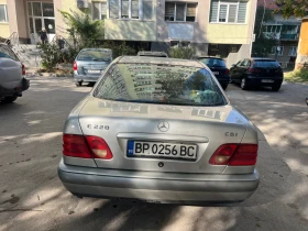 Mercedes-Benz E 220 CDI, снимка 3