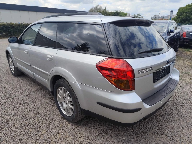 Subaru Outback 2.5i AWD, снимка 4 - Автомобили и джипове - 47072354