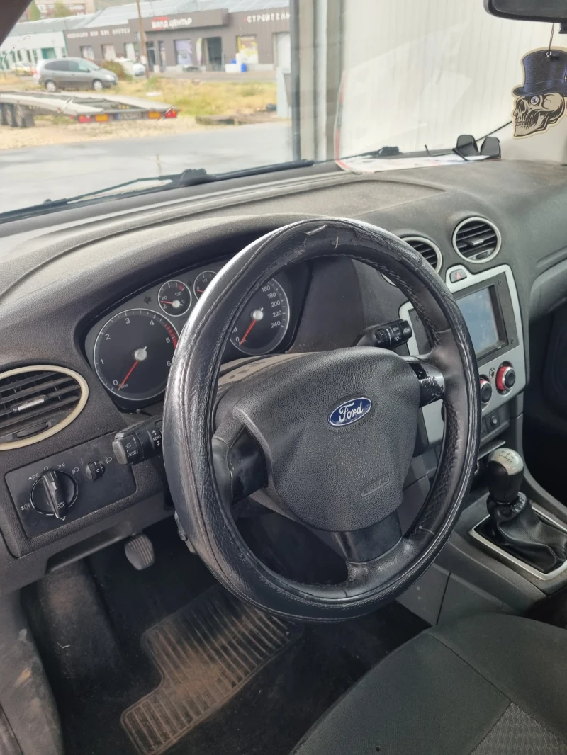 Ford Focus 1.8 TDCI, снимка 6 - Автомобили и джипове - 47205585