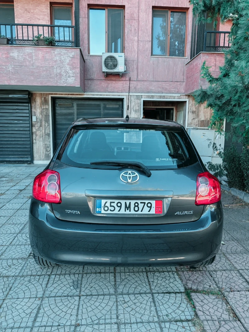 Toyota Auris Italy* TOP, снимка 7 - Автомобили и джипове - 47437841