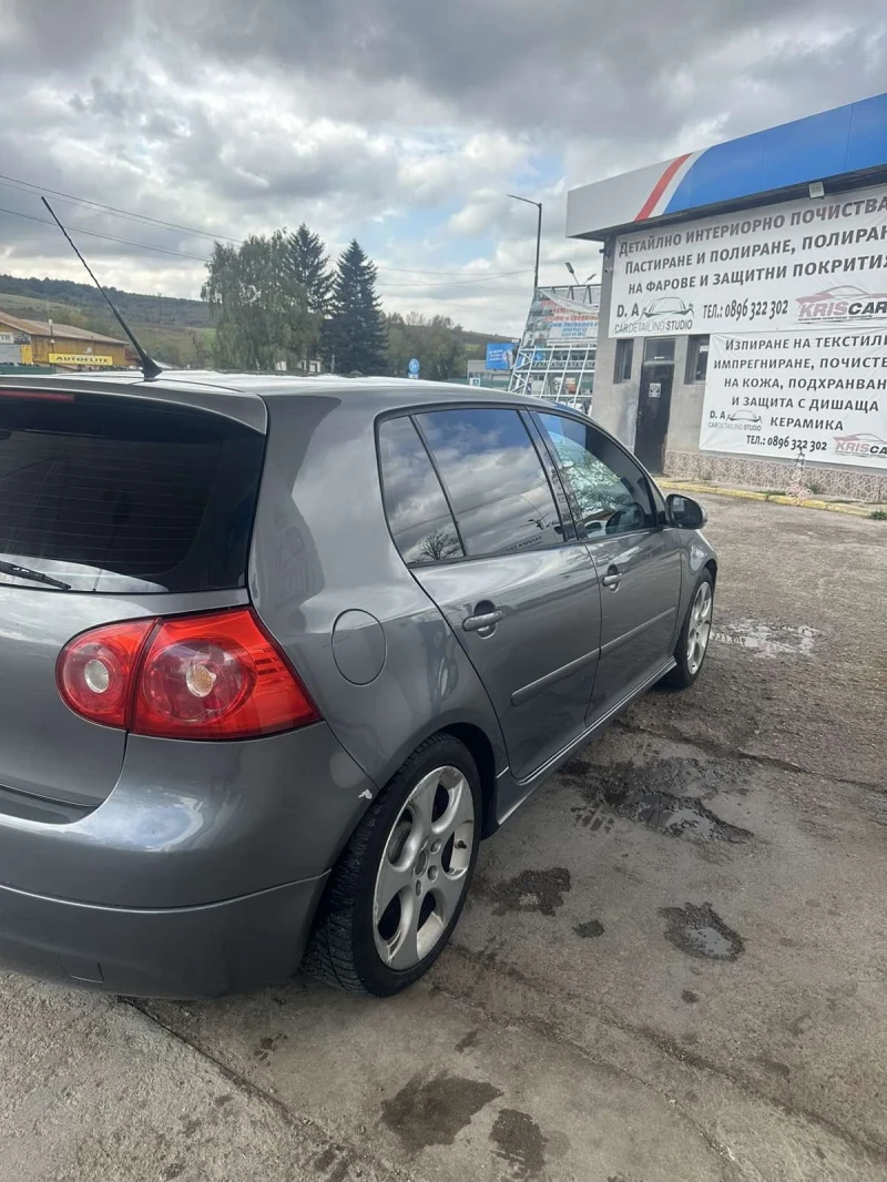 VW Golf 2.0 БЕНЗИН/УНИКАТ, снимка 4 - Автомобили и джипове - 47568329