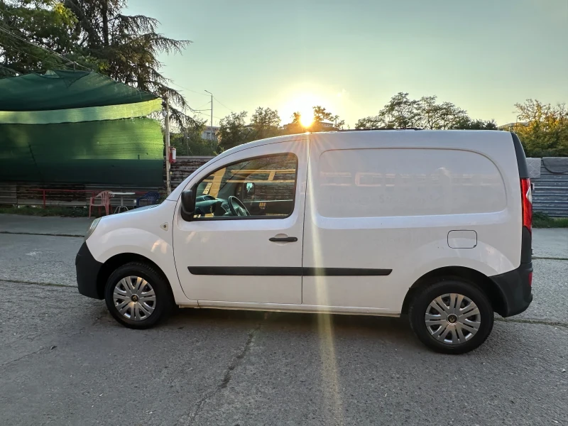 Renault Kangoo 1.5 dci, снимка 3 - Автомобили и джипове - 47610439