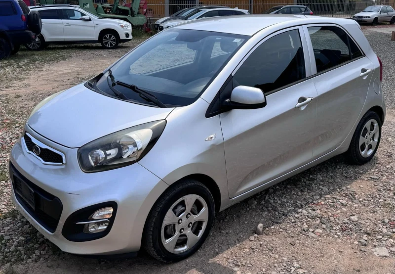 Kia Picanto 1.0 й, снимка 3 - Автомобили и джипове - 48258427