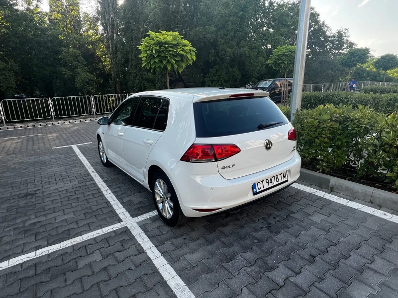 VW Golf Keyless* ACC* LOUNGE* Camera* * , снимка 4 - Автомобили и джипове - 52318879
