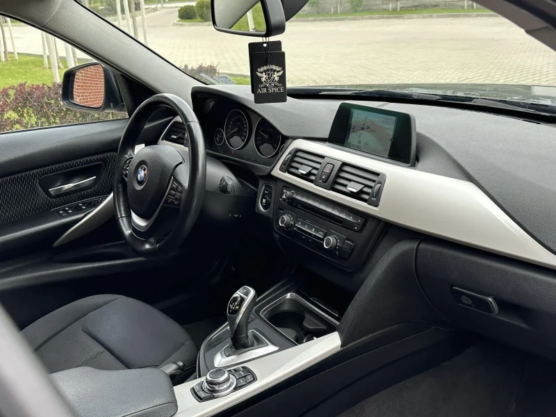 BMW 320 2.0 D Xdrive, снимка 7 - Автомобили и джипове - 52969379