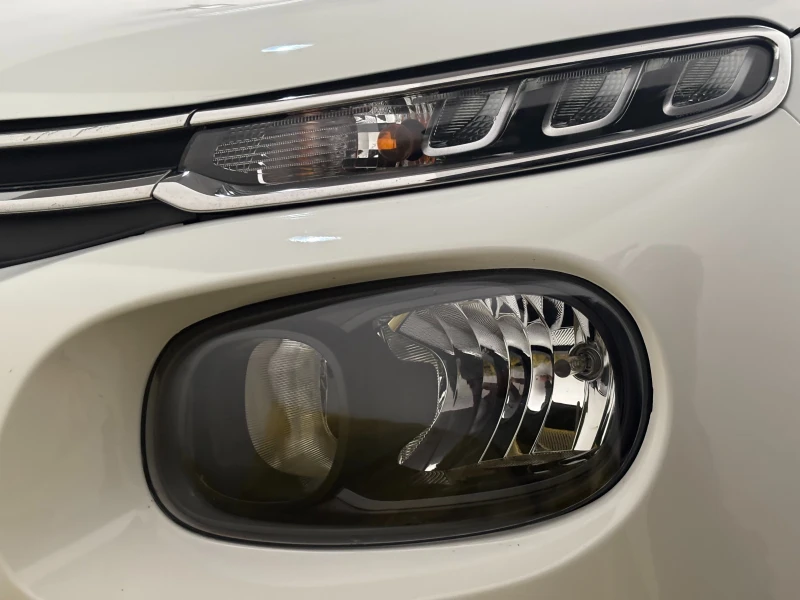 Citroen C3, снимка 9 - Автомобили и джипове - 52517648