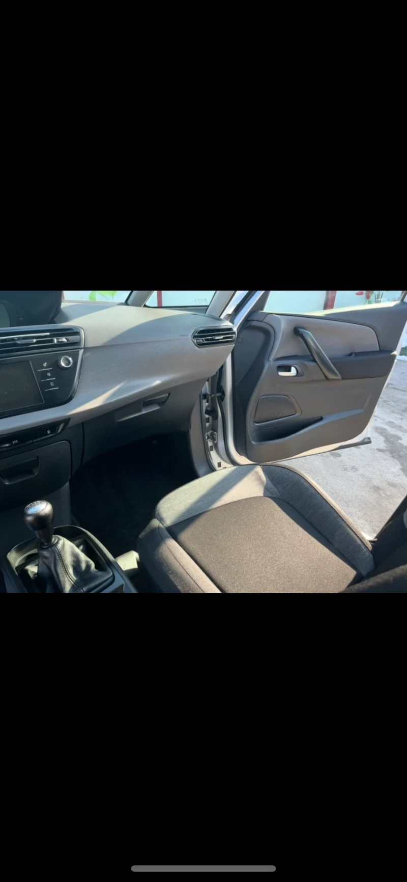 Citroen C4 Picasso, снимка 8 - Автомобили и джипове - 53035195
