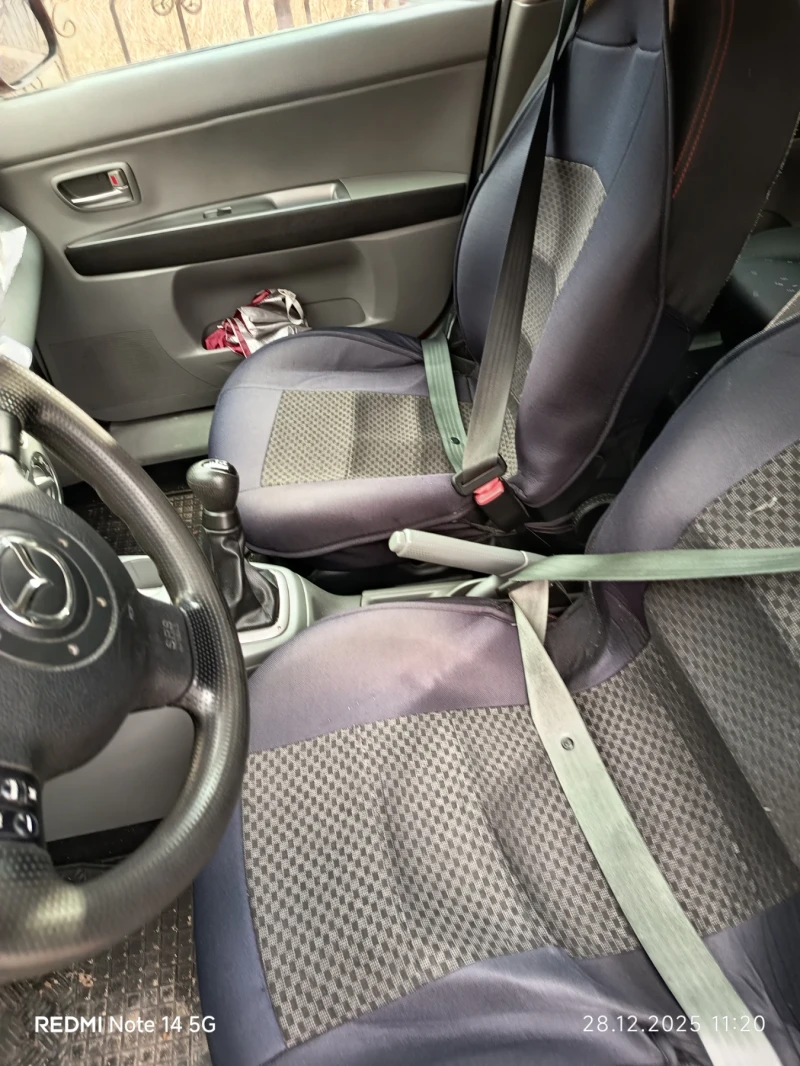 Mazda 2, снимка 4 - Автомобили и джипове - 52918377