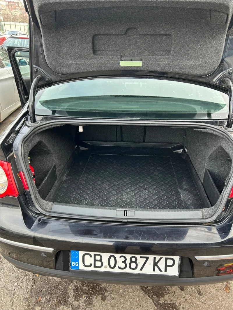 VW Passat, снимка 7 - Автомобили и джипове - 53061322