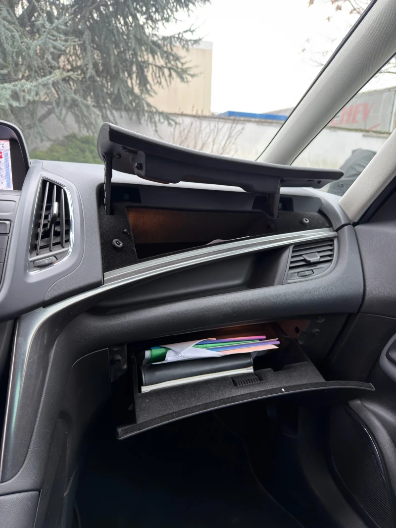 Opel Zafira, снимка 17 - Автомобили и джипове - 53447577