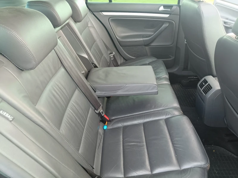 VW Golf, снимка 13 - Автомобили и джипове - 53584471