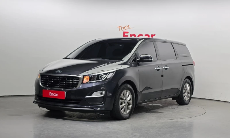 Kia Carnival 11-Seater Deluxe - 31800 лв. / 16259.08 € - 92628355 1