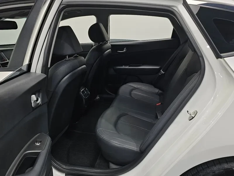 Kia K5 2.0 | Mobile.bg � ����������� 17