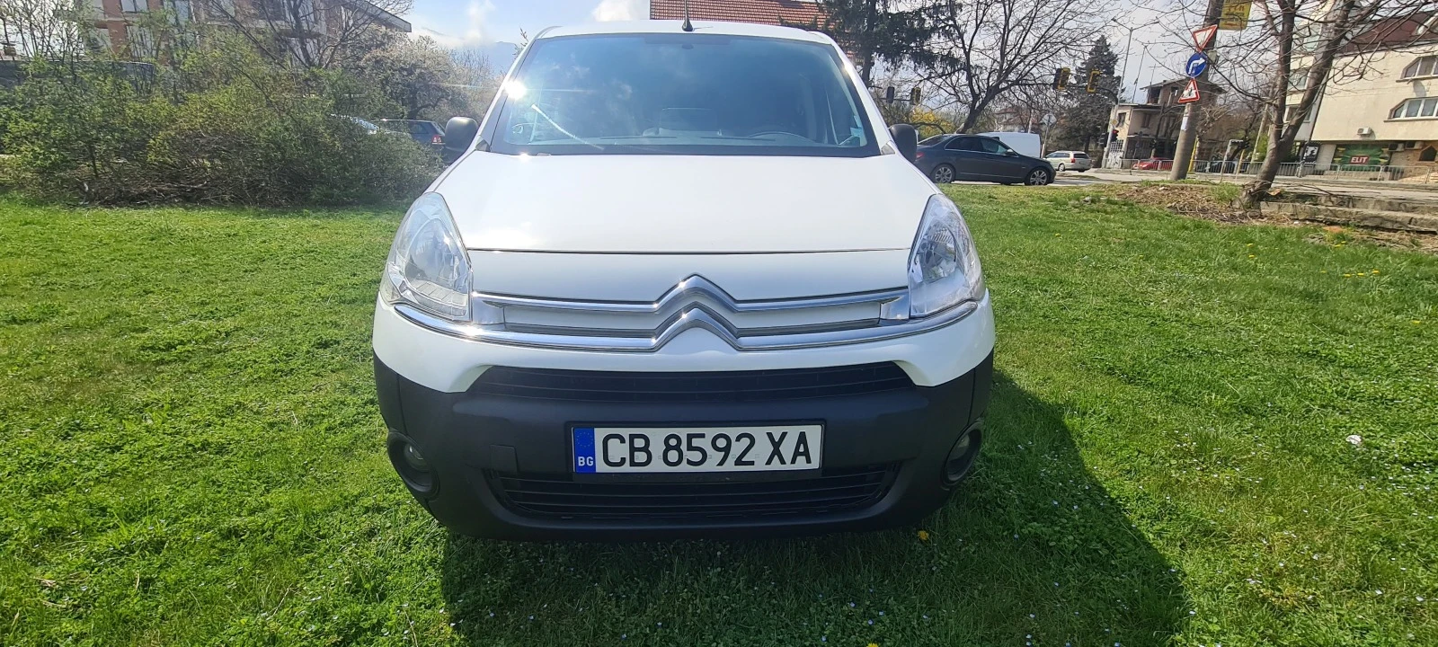 Citroen Berlingo 1.6HDI NAVI/КLIMA/PARKTRONIK/Bluetooth - изображение 8