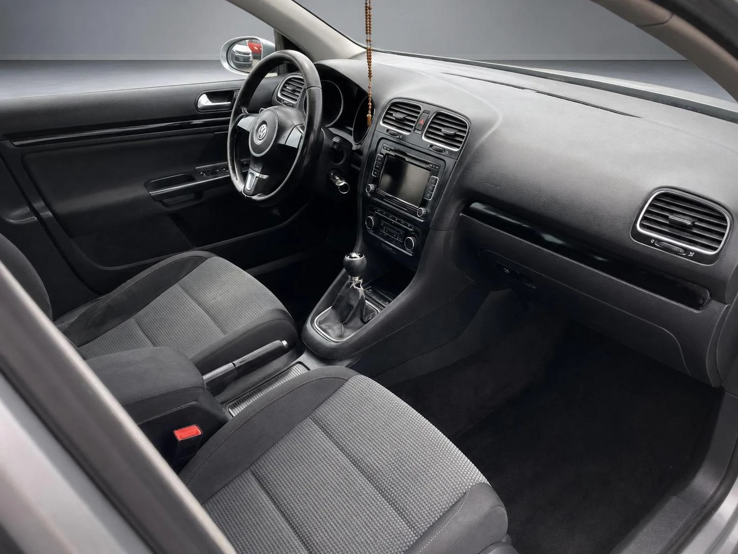 VW Golf 2.0 TDI, снимка 7 - Автомобили и джипове - 45680948