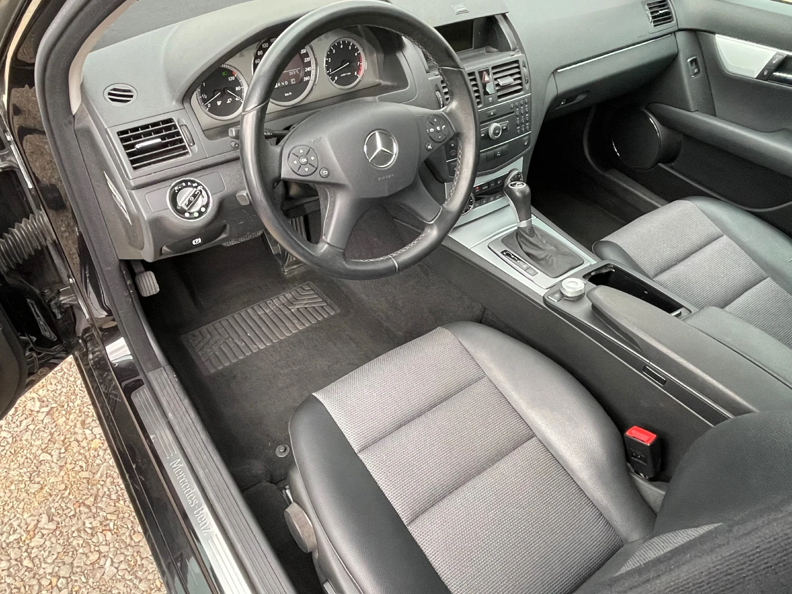 Mercedes-Benz C 180 УНИКАТ/АВАНГАРД/2 комплекта джанти/ГЕРМАНИЯ - изображение 7