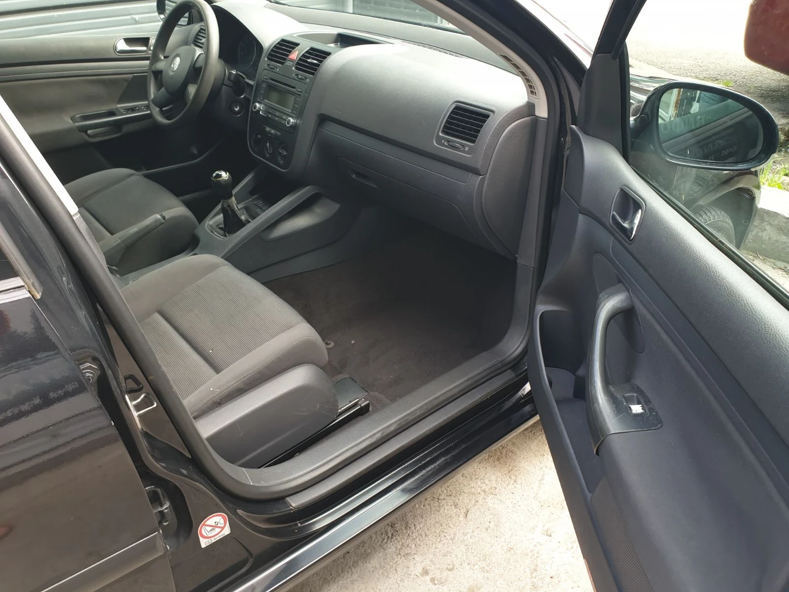 VW Golf 5 - 1.4 i климатик - изображение 6