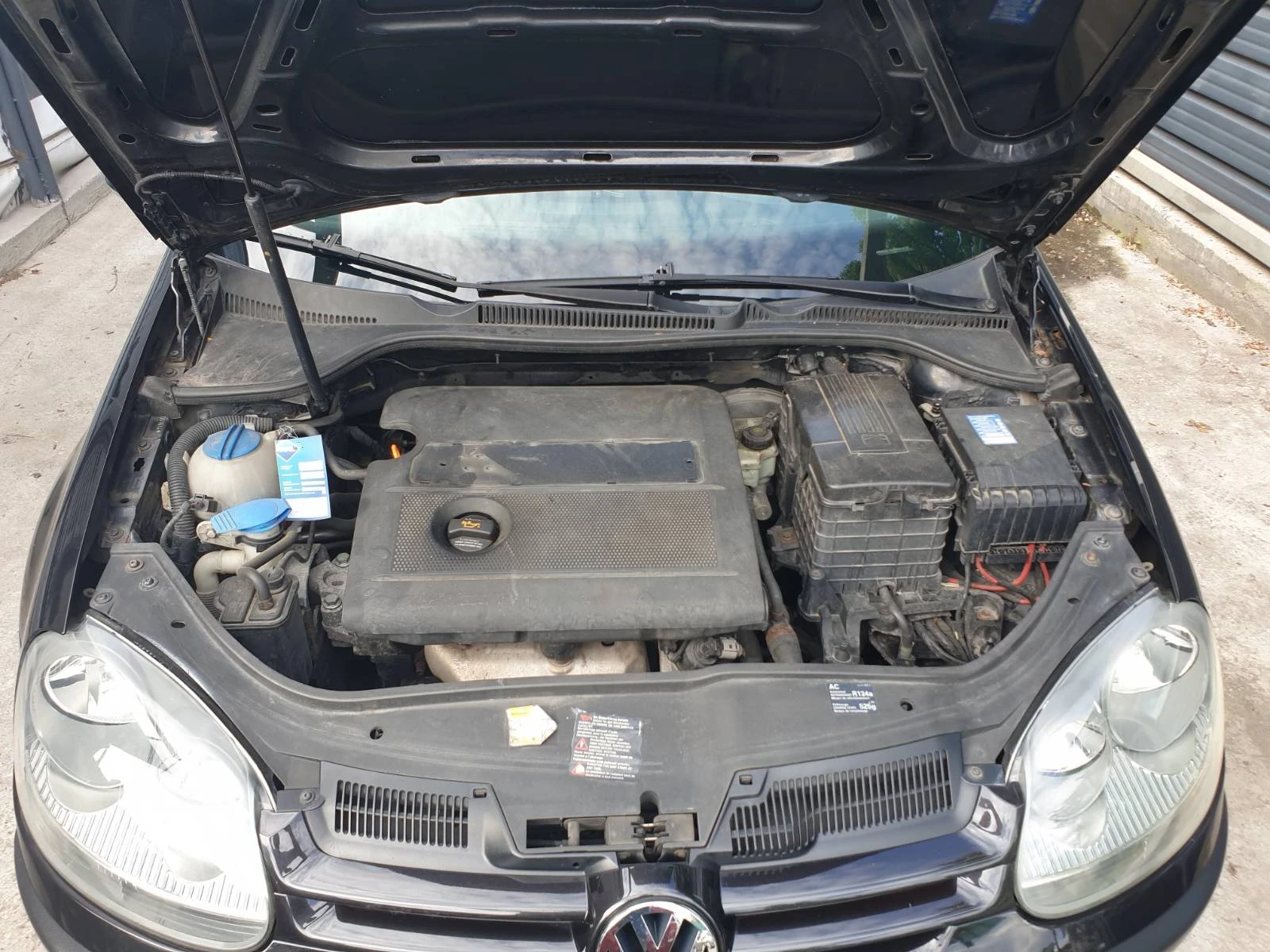 VW Golf 5 - 1.4 i климатик - изображение 8