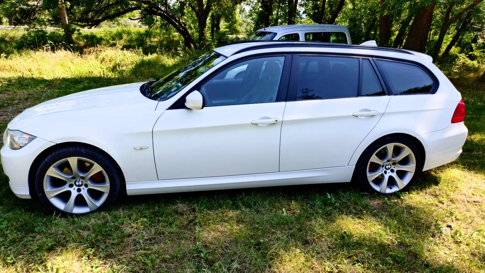 BMW 320 Xdrive 184к.с. - изображение 3