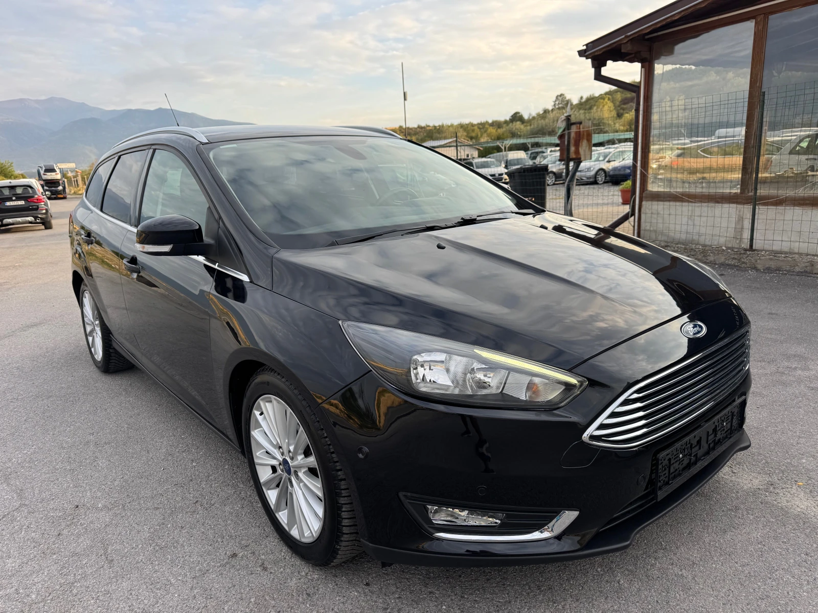Ford Focus 1.6TDCi-NAVI TiTANIUM - изображение 6