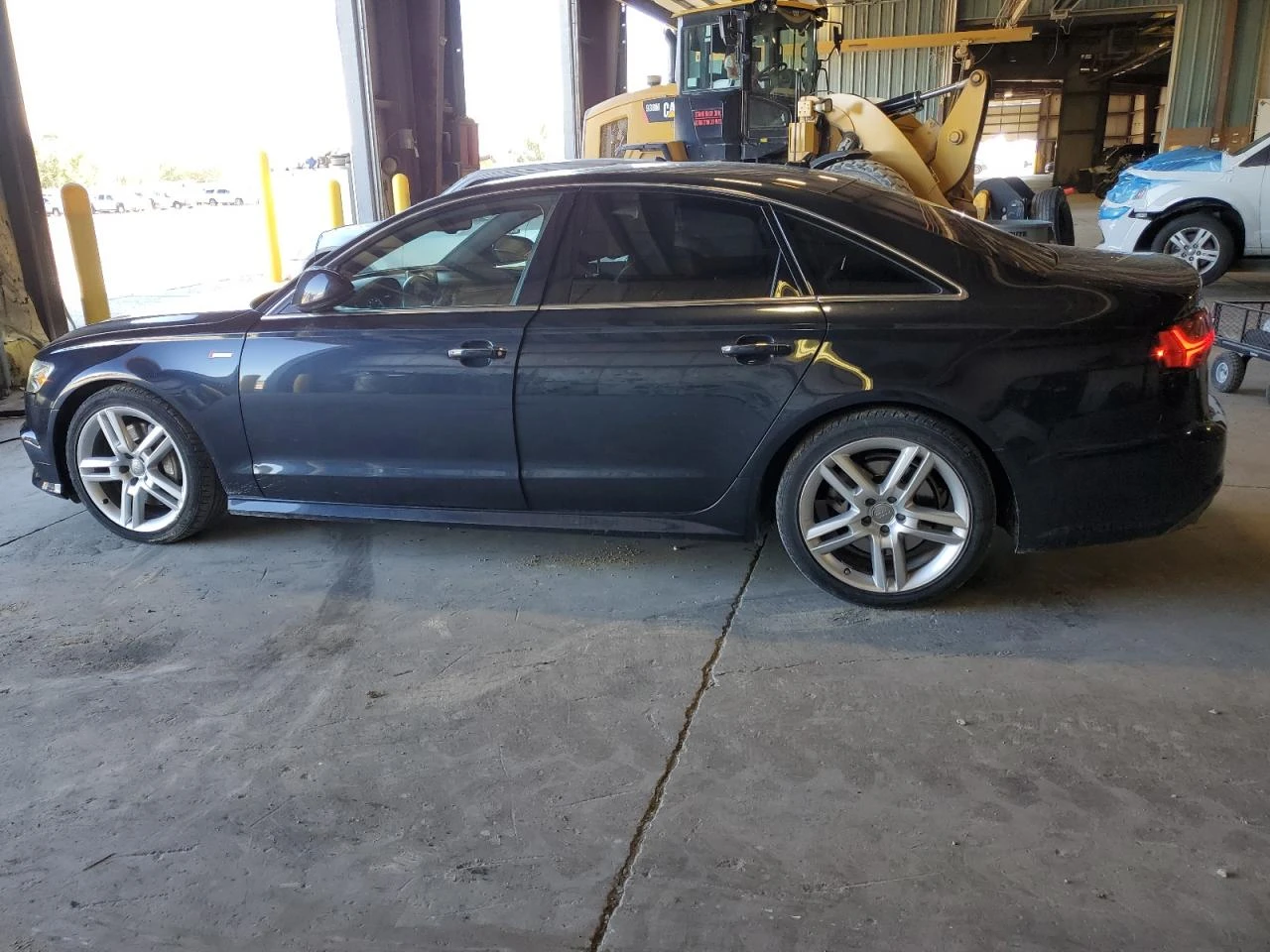 Audi A6 PREMIUM PLUS - изображение 6