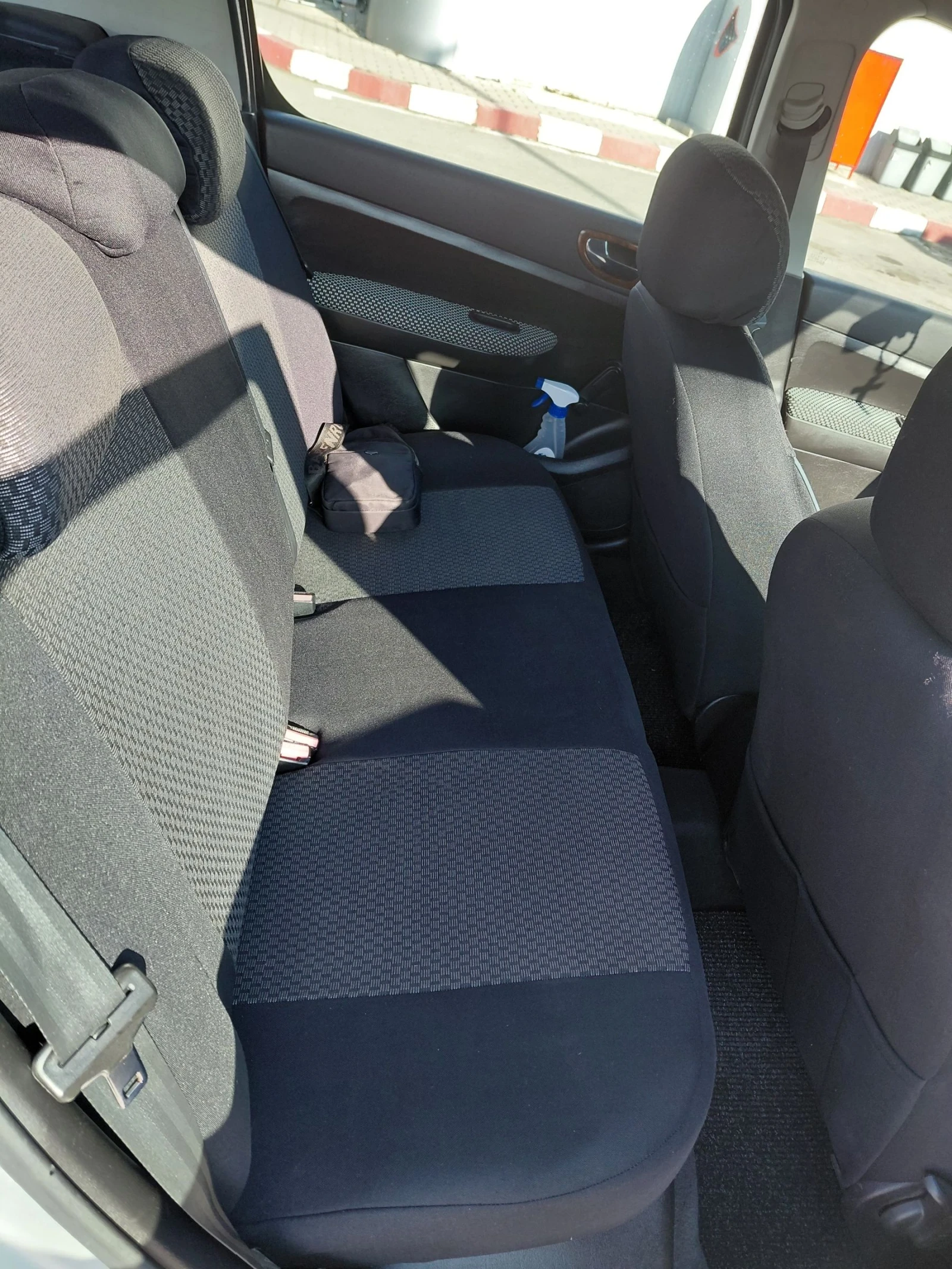 Peugeot 307 1, 4 HDI, снимка 4 - Автомобили и джипове - 53833435