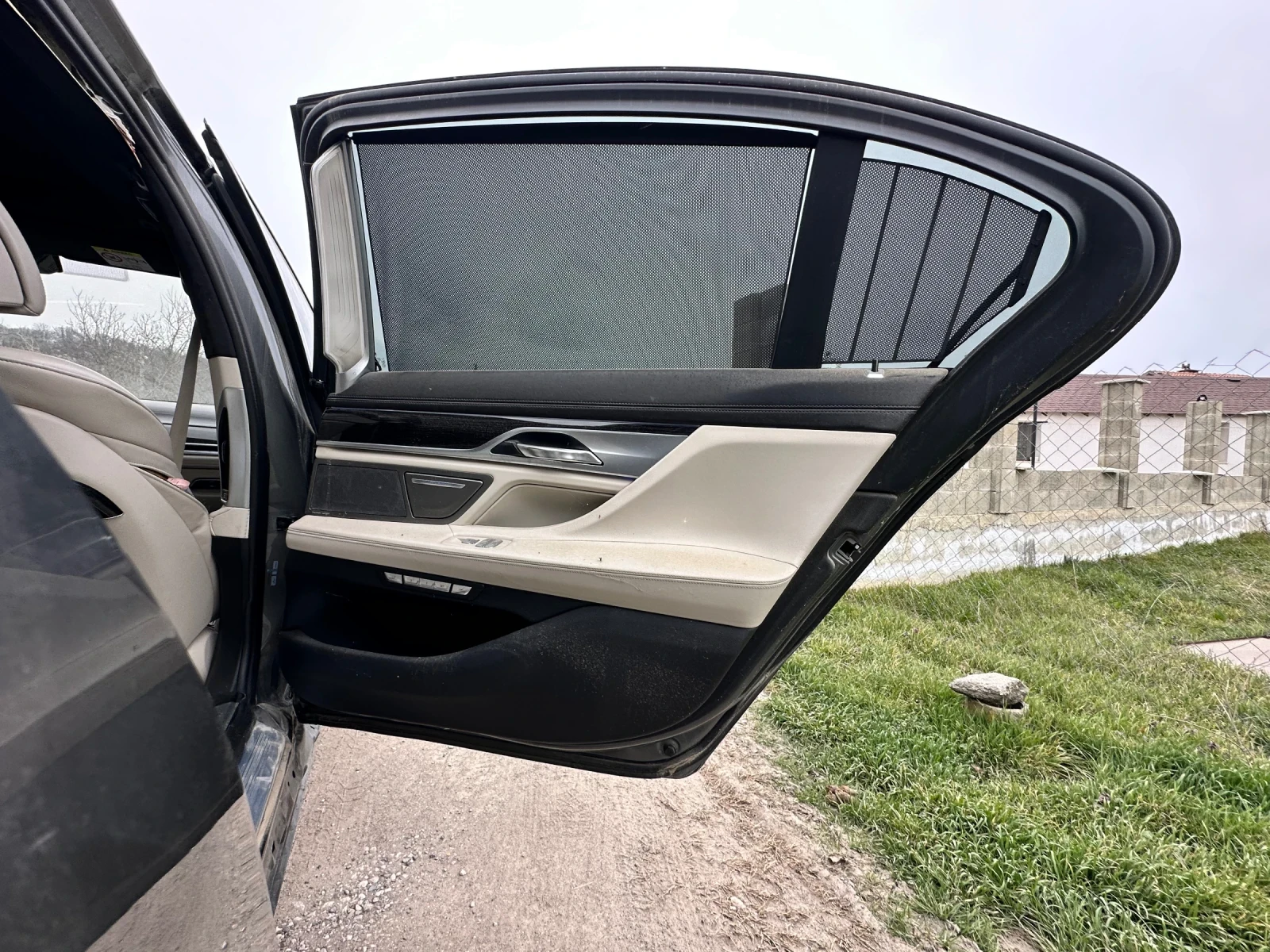 BMW 760 M760iL, снимка 14 - Автомобили и джипове - 53925482