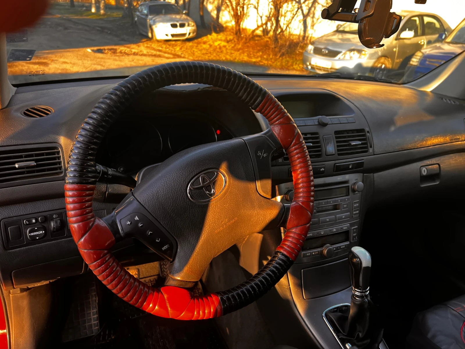 Toyota Avensis, снимка 8 - Автомобили и джипове - 54233004