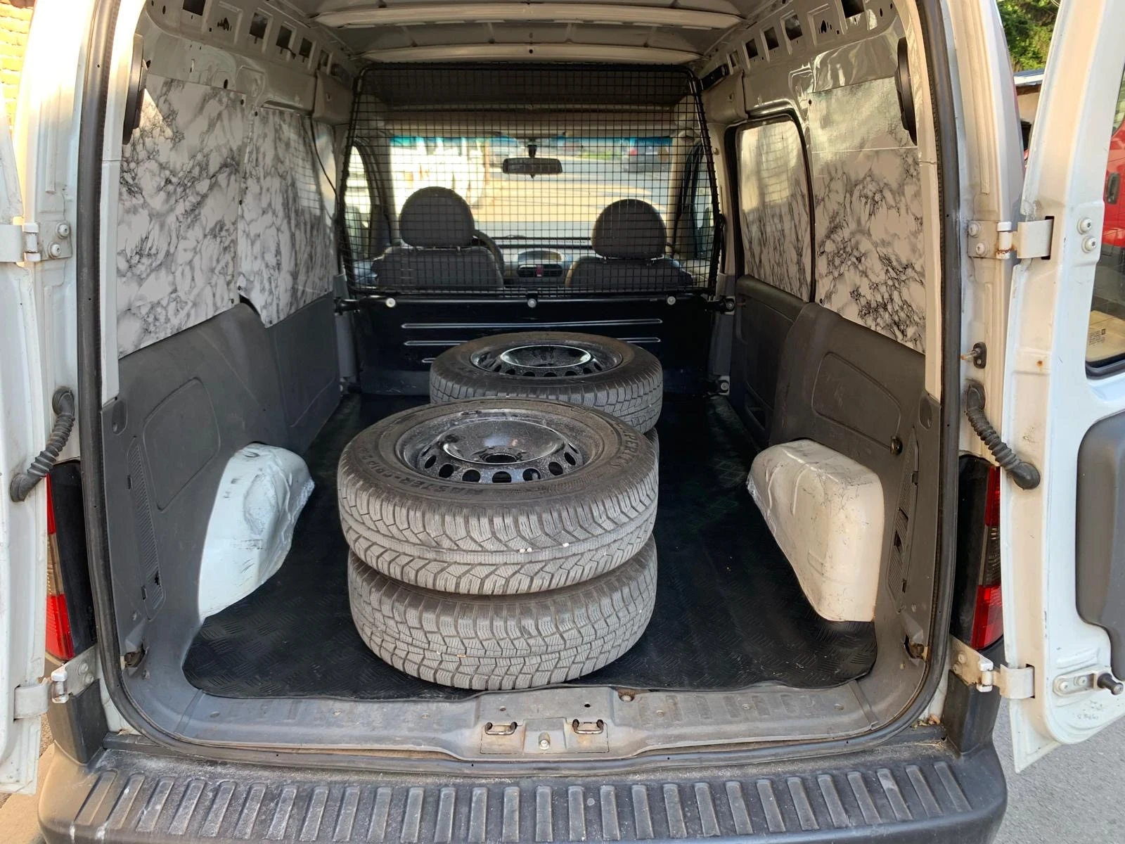 Opel Combo 1.7 Isuzo 55kW, снимка 9 - Автомобили и джипове - 54825596