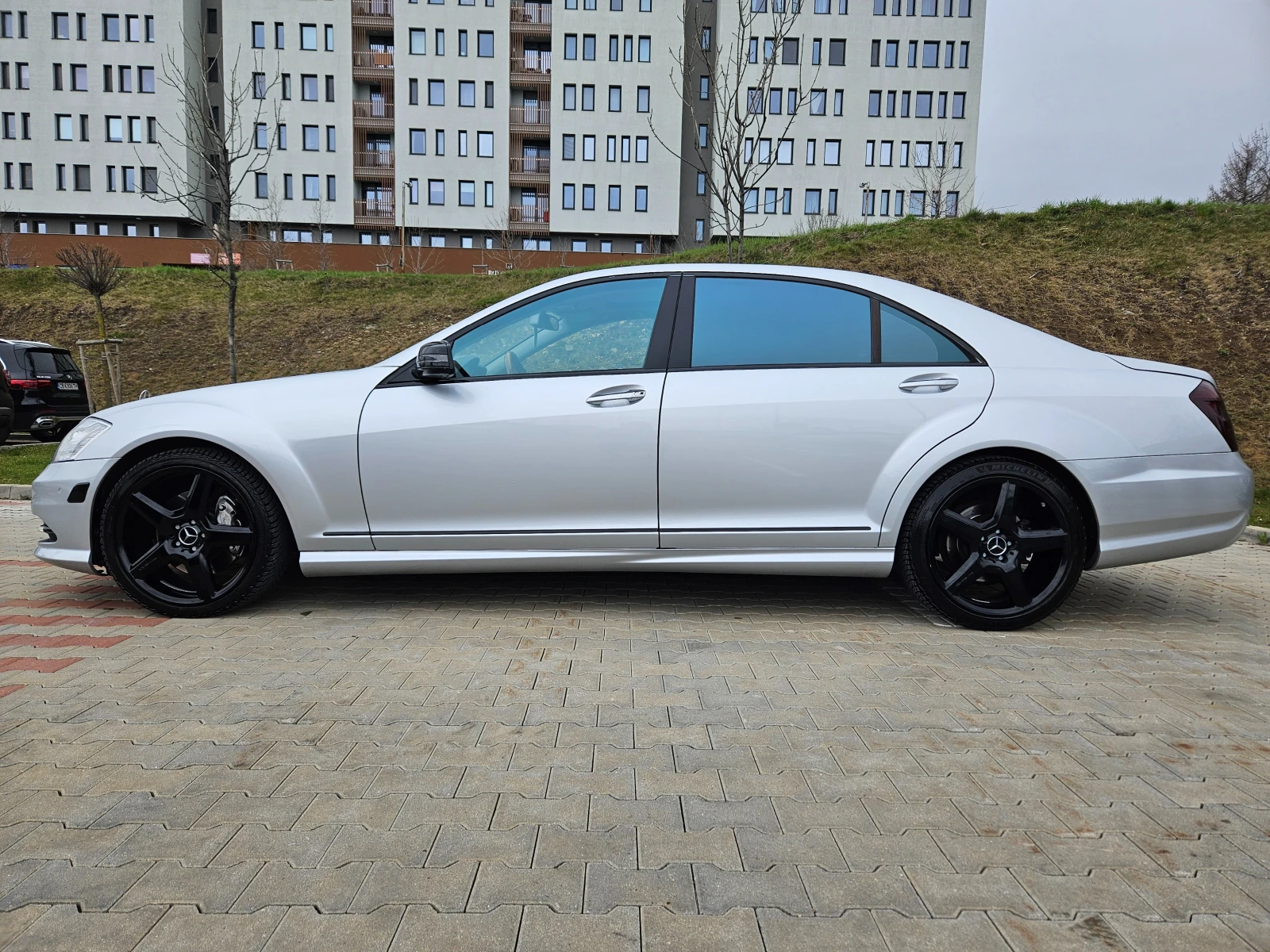 Mercedes-Benz S 550 S550 AMG Pack/ Обдухване/ Масаж/ Задно, снимка 2 - Автомобили и джипове - 55031670