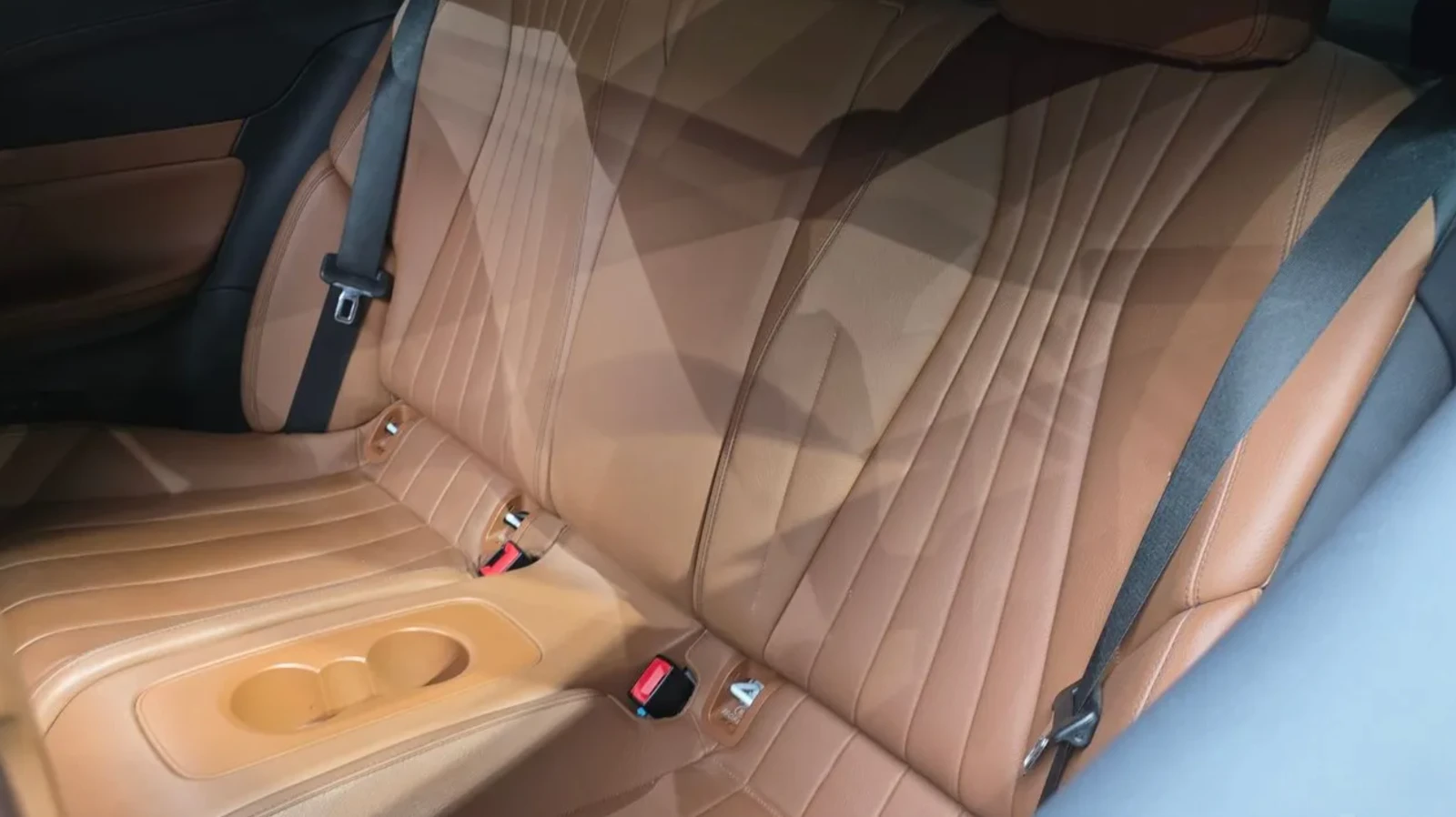 Mercedes-Benz 220 W213, снимка 8 - Автомобили и джипове - 55132503