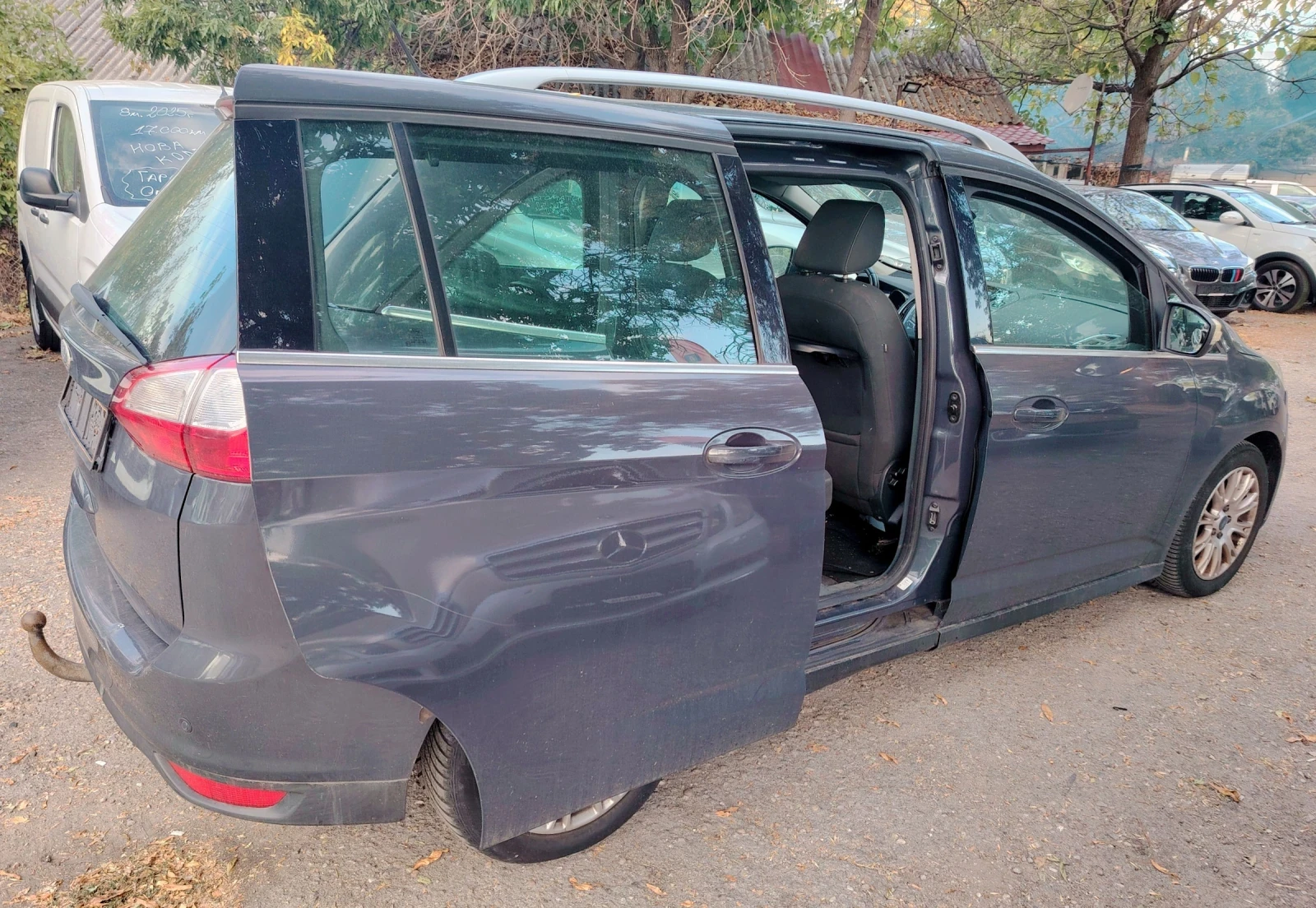 Ford Grand C-Max  -1.6TDCI/7 места/TITANIUM, снимка 4 - Автомобили и джипове - 55198464