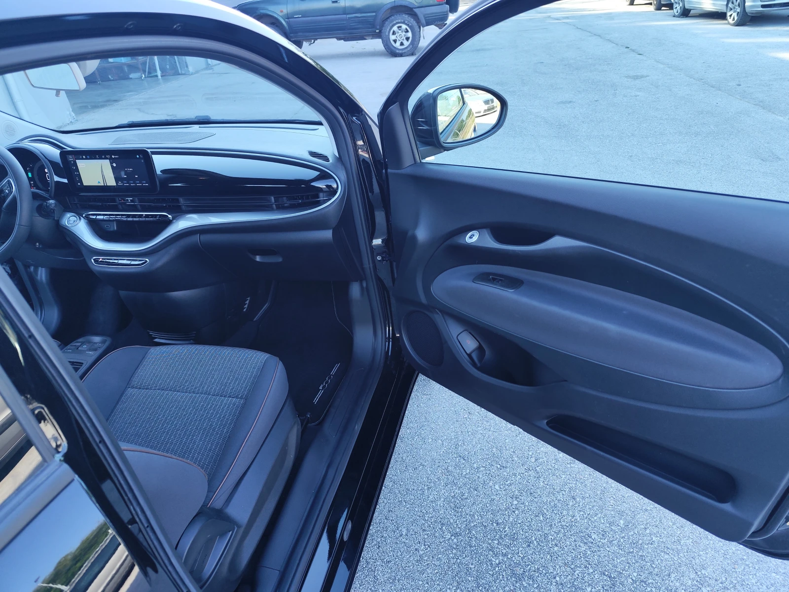 Fiat 500e 118ps/42kw, снимка 11 - Автомобили и джипове - 55543556