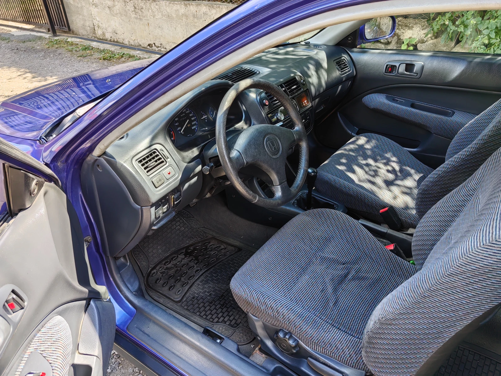 Honda Civic 1.4is, снимка 7 - Автомобили и джипове - 55641015