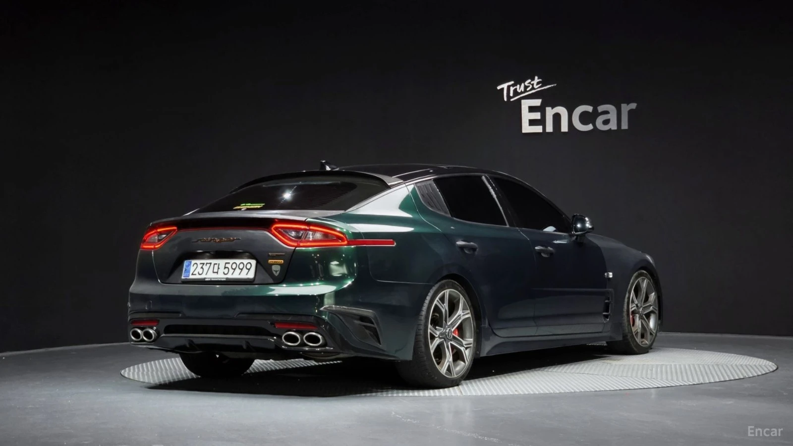 Kia Stinger 3.3Т GT * ОБДУХ* AWD* 360* HUD* PANO* АВТОКРЕДИТ, снимка 3 - Автомобили и джипове - 55615632