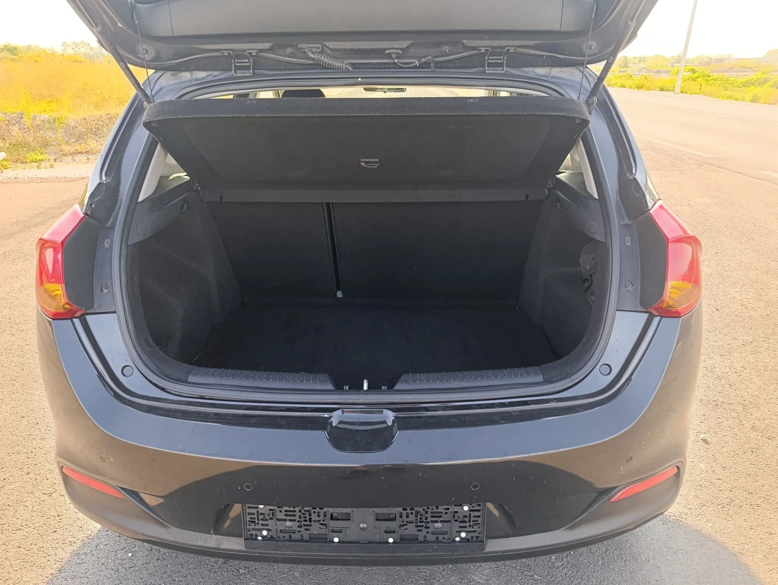 Kia Ceed 1.4 LPG 100kc, снимка 7 - Автомобили и джипове - 55640889