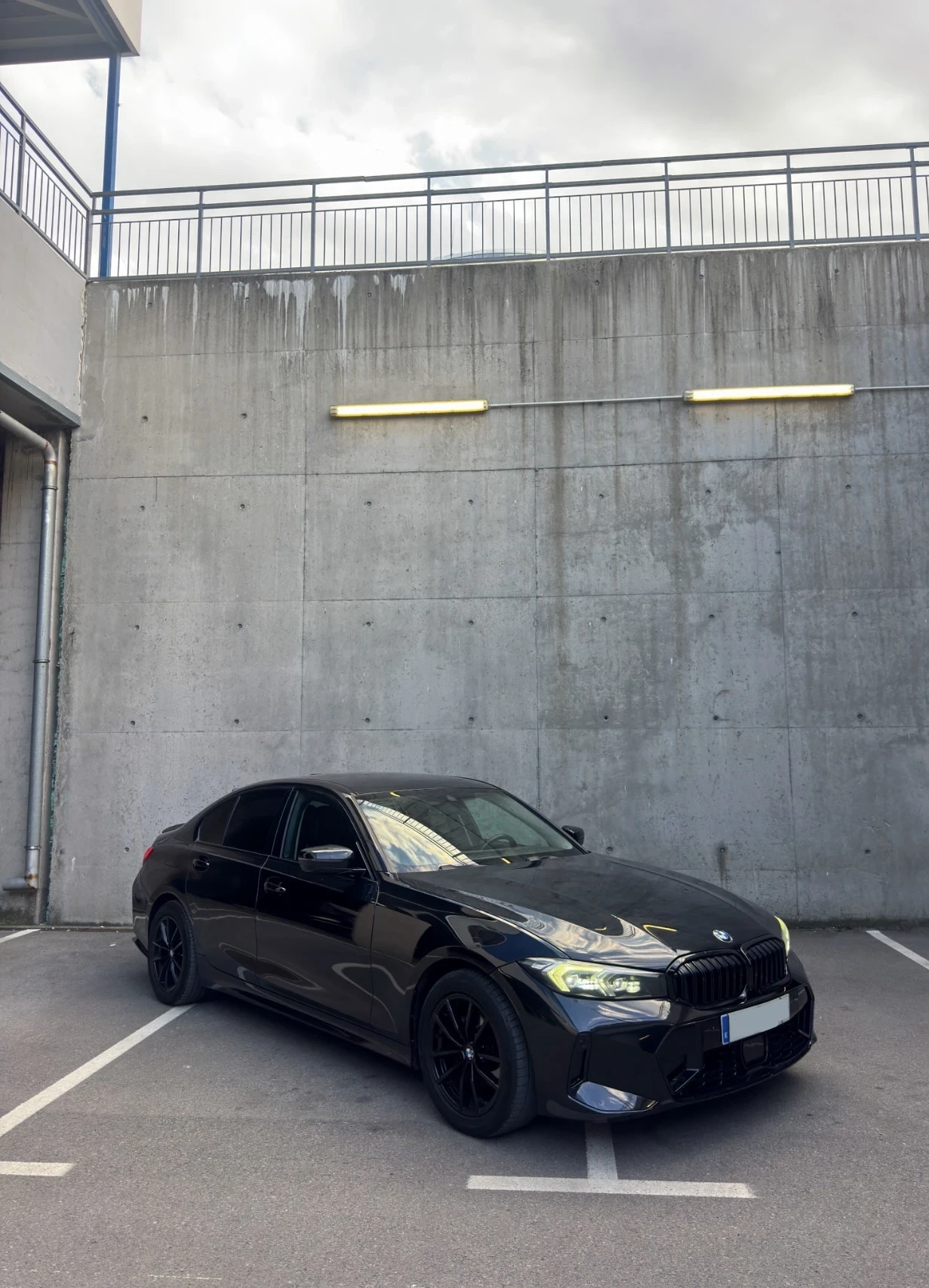 BMW 318 СПЕШНО /73 000 км/ G20 LCI M PACK / Mild Hybrid   , снимка 2 - Автомобили и джипове - 56004951