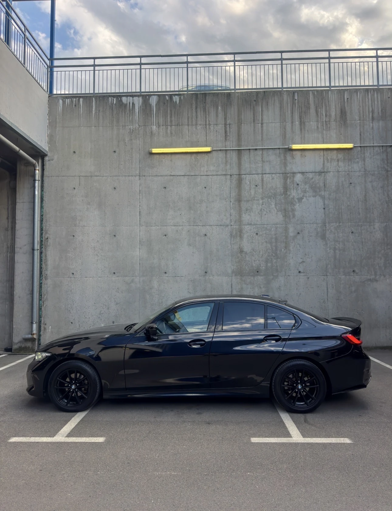 BMW 318 СПЕШНО /73 000 км/ G20 LCI M PACK / Mild Hybrid   , снимка 5 - Автомобили и джипове - 56004951